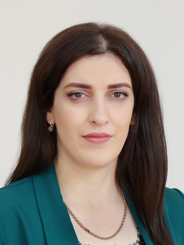 Ավագյան Էլմիրա դասվար