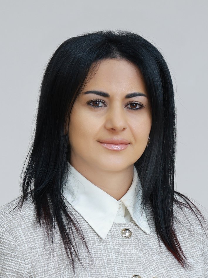 Գրիգորյան Սիրուշ տնօրենի տեղակալ