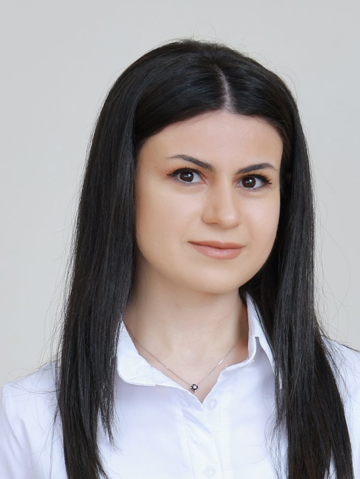 Ժամակոչյան Էլյա ուսուցչի օգնական