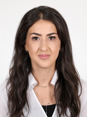 Պավլեյան Կարինե 300x400